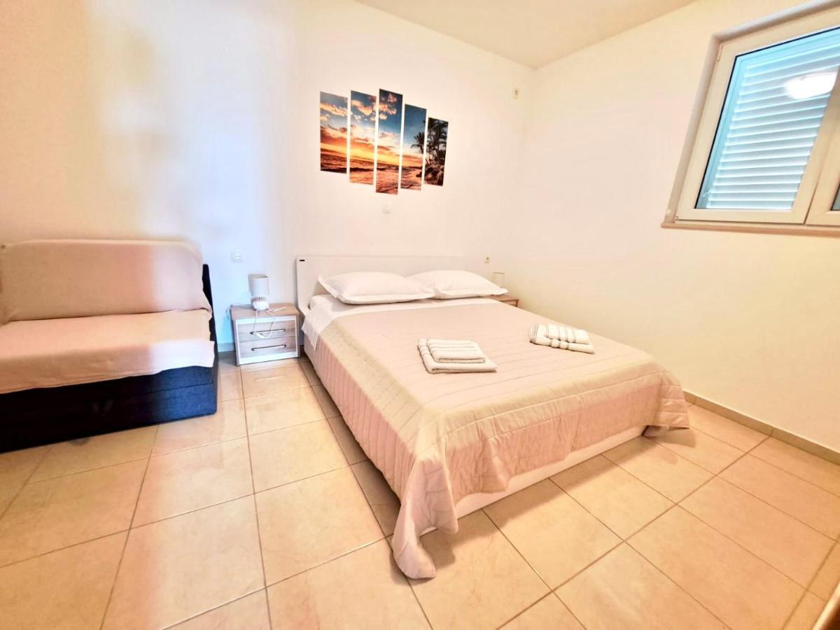 Nemira Beach Getaway オミシュ エクステリア 写真